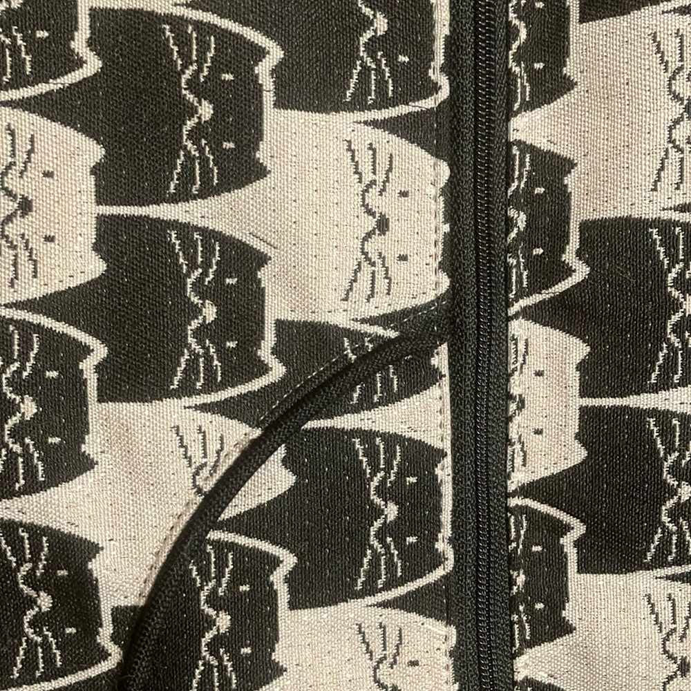 Danny K. Black and Cream Kitty Print Tote & Bonus Kitty Tumbler porcelain - Picture 9 of 11